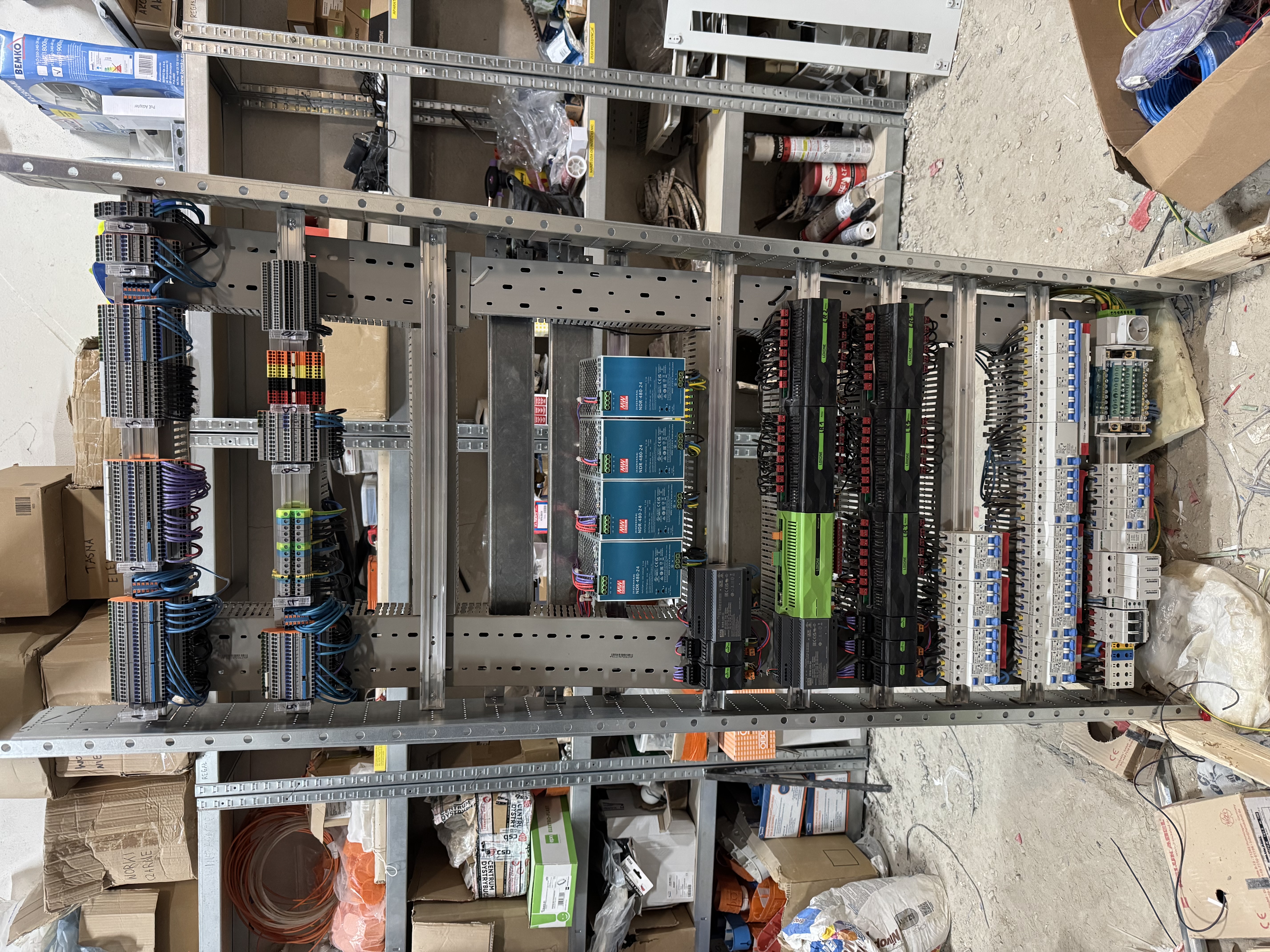 Rozdzielnica Smart Home instalacja elektryczna Automatyka inteligentny dom Zonik Automation